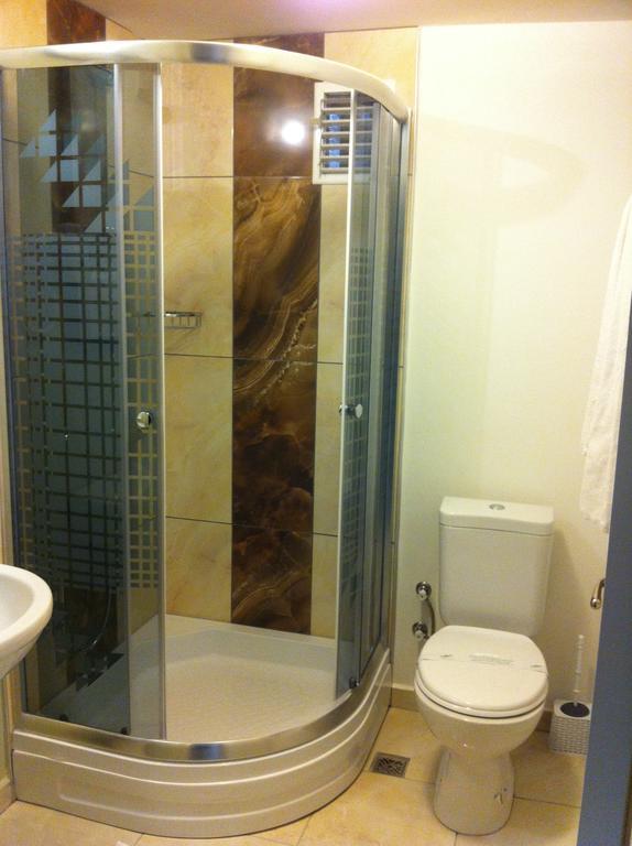 Apart Otel First 2*
